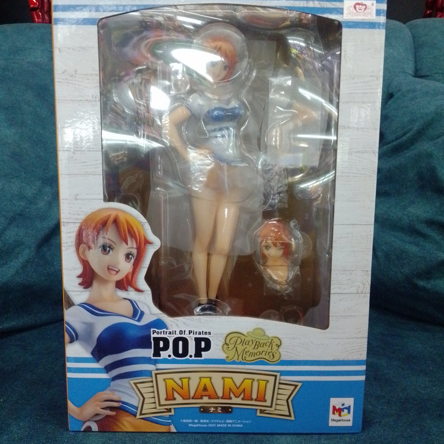 MegaHouse One Piece Portrait of Pirate Playback Memories Nami