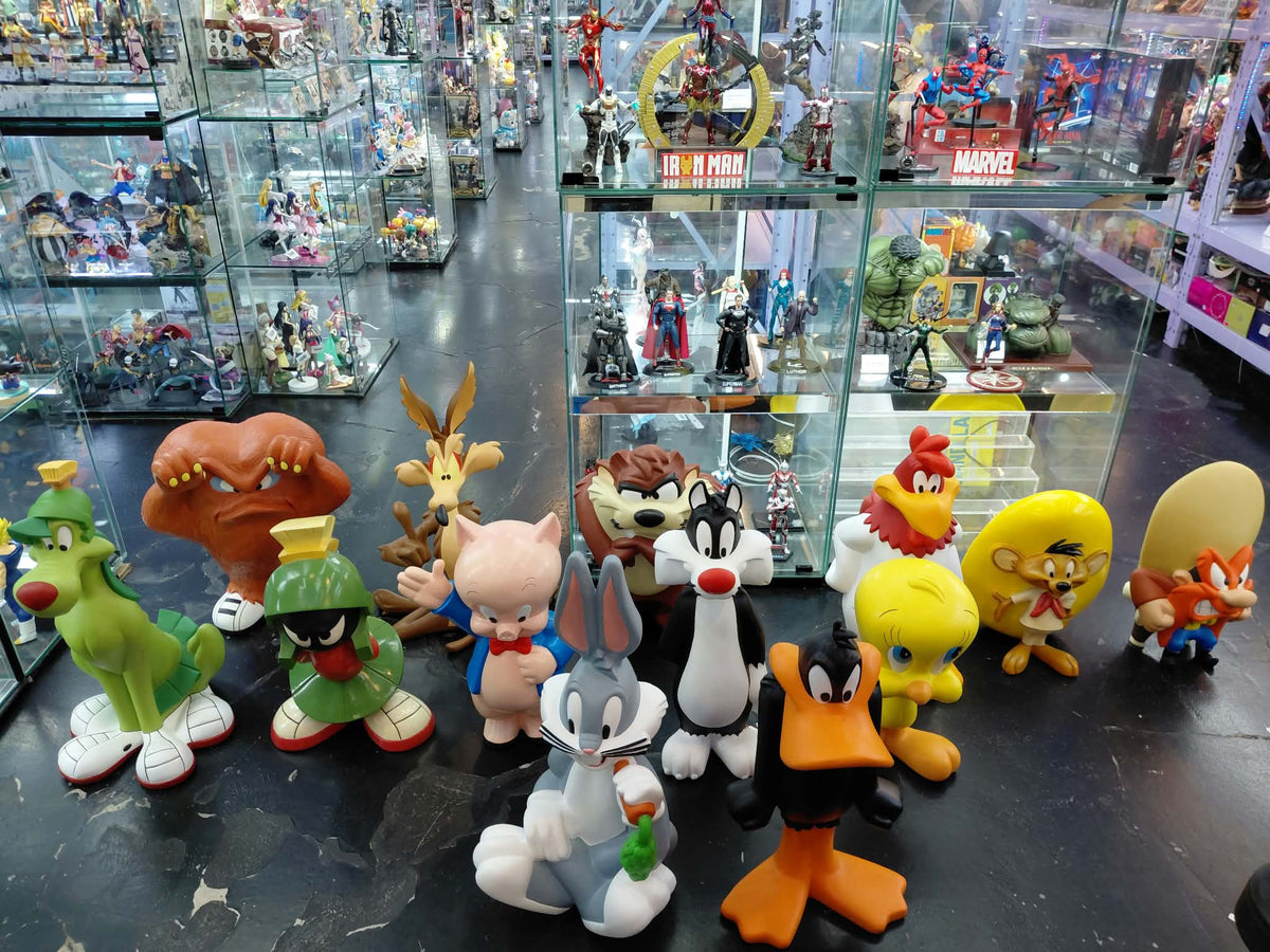 Resin: Classic Looney Tunes Statue Set of 13