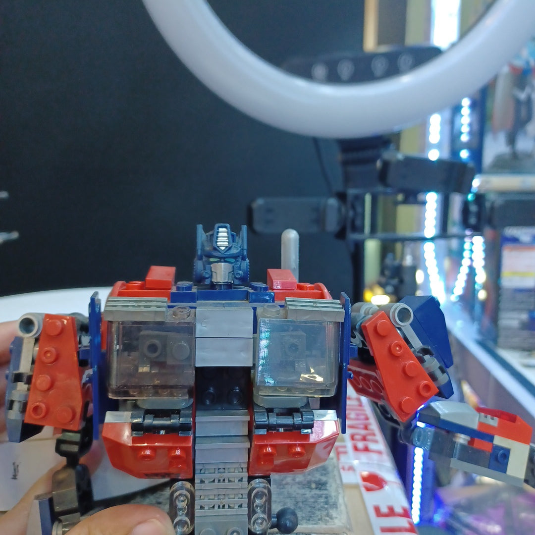 Lego Optimus prime