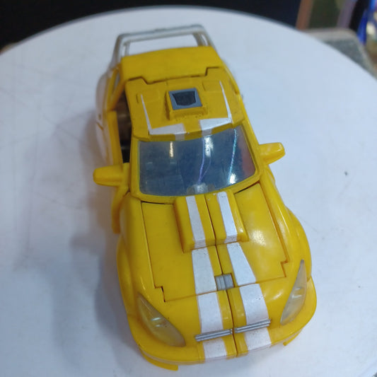 Transformers Classic Deluxe Bumblebee action figure