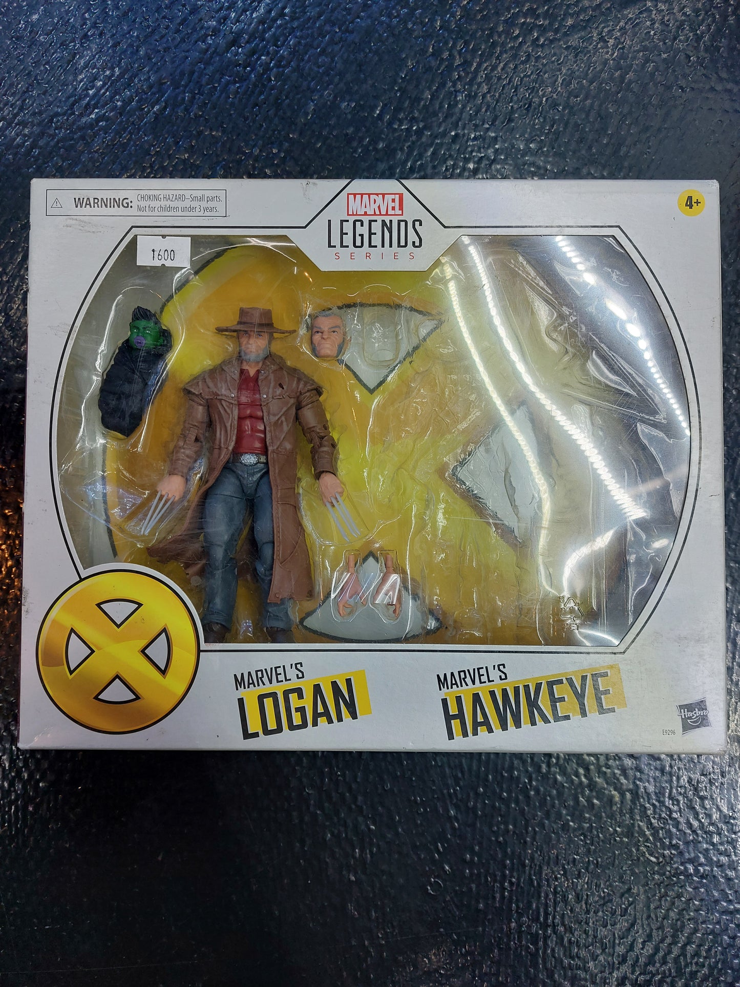 Marvel Legends Series Logan