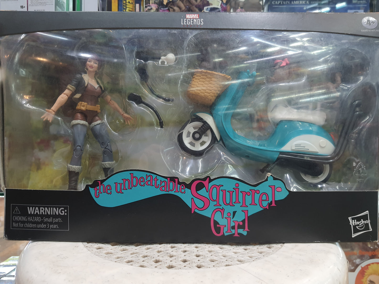 Hasbro Marvel Legends Series The Unbeatable Squirrer Girl