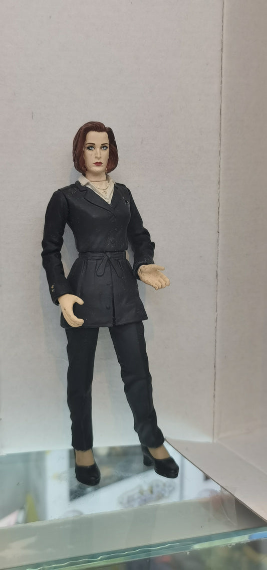 McFarlane X-Files Agent Dana Scully Figure