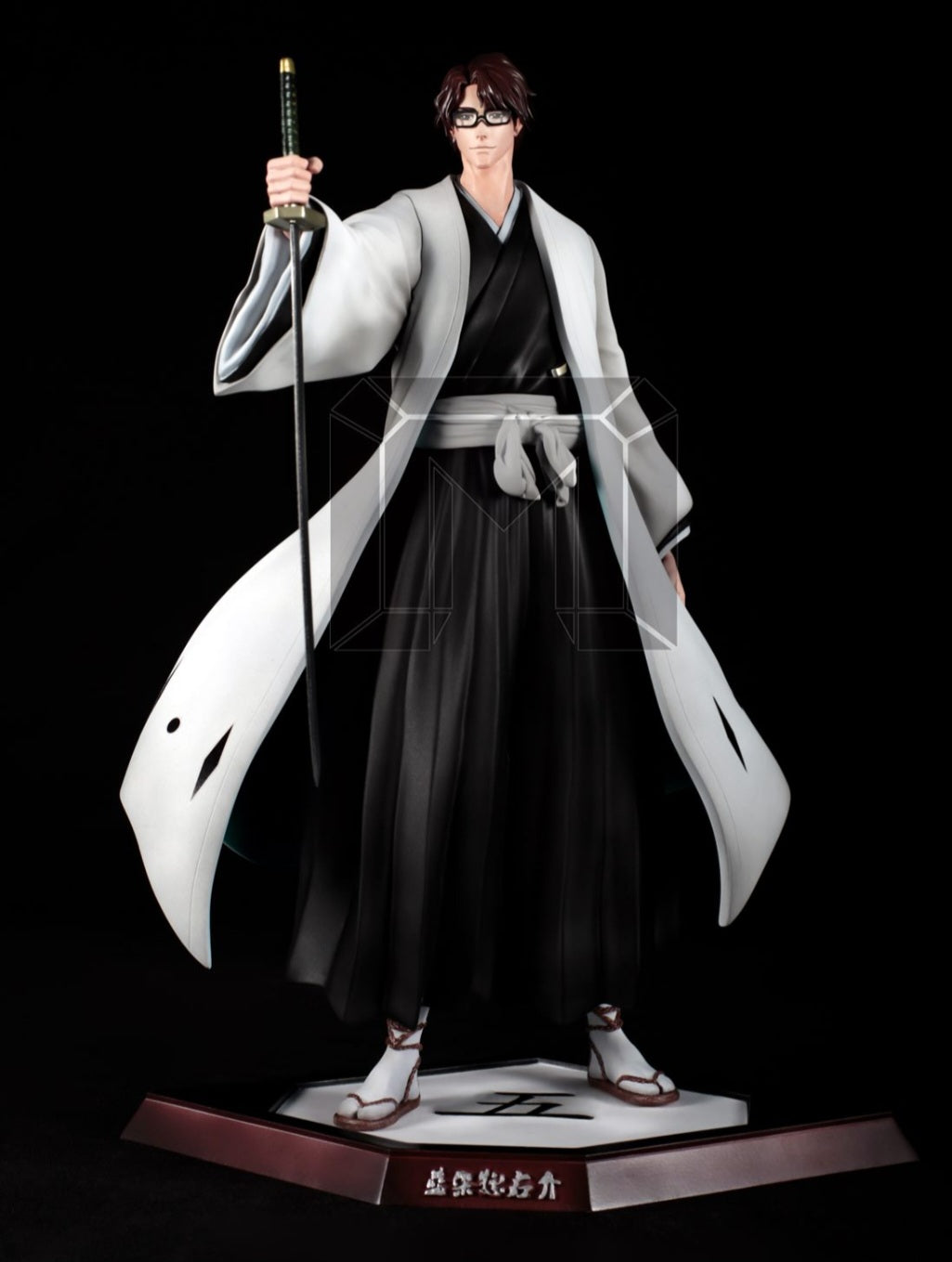 Resin: Bleach Ichigo with Gotei 13 Captain's Set