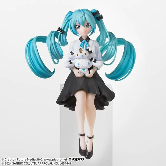 Sega Premium Chokonose Hatsune Miku X Cinnamoroll Milk Ver.