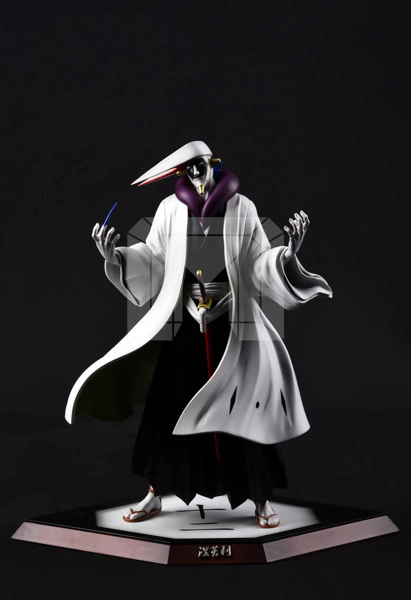 Resin: Bleach Ichigo with Gotei 13 Captain's Set