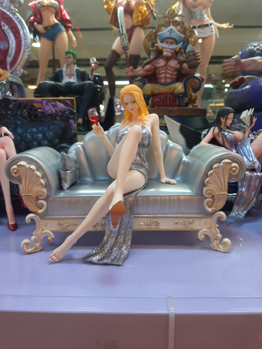 Resin: IU Studio Khalifa