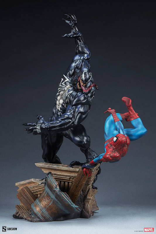Resin: Sideshow Studio Venom VS Spiderman