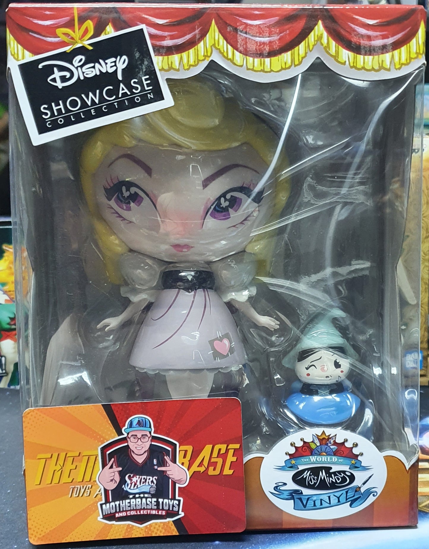 DISNEY SHOWCASE COLLECTION MISS MINDY VINYL